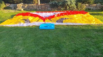 Paragliding