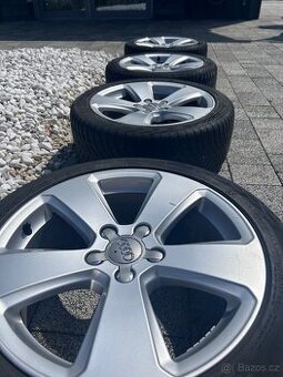 Kola Audi A3