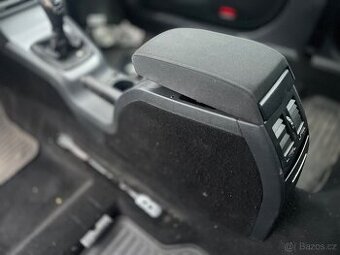 Loketní opěrka, středový tunel Škoda Octavia 2