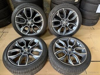 Alu kola Skoda Karoq VRS R19 + zanovni zimni pneumatiky
