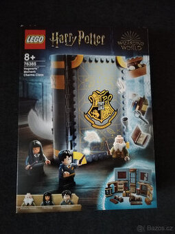 LEGO® Harry Potter 76385 Kouzelné momenty z Bradavic: Hodina
