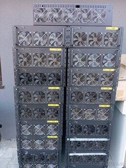 Mining case s ventilátory