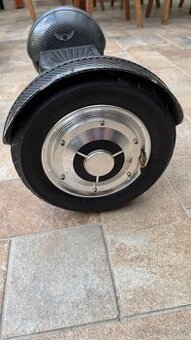 Hoverboard s 10” koly