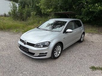 Volkswagen Golf, 1.6 TDi 81 kW DSG SERVISKA NEHAVAROVANÉ