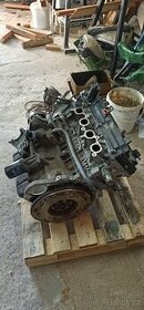 Motor 1,6 mivec - 1