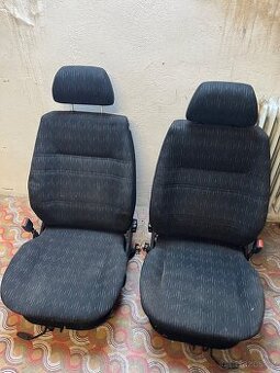 Přední sedačky Vw golf mk3