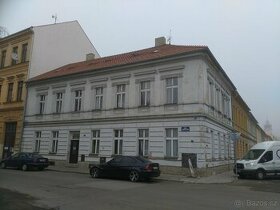 Komerční nemovitost, ubytovna nebo bytový dům, byty
