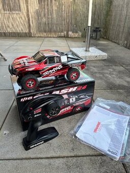 Traxxas Slash 4WD 1/16 + baterie 2s Lipo