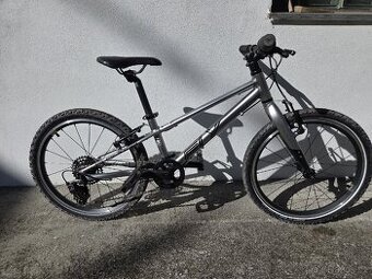 Kolo vel. 20, superior fly