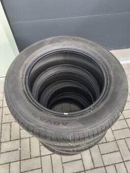 Yokohama Advan 225/60 R17