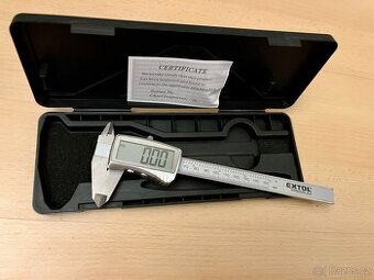 Prodam digitalni meridlo Extol Premium