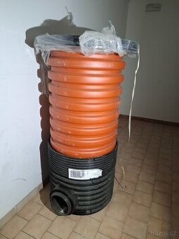 Nové kanalizační dno, vlnovec, adaptér na poklop a kolena