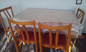 Původní jídelní stůl - retro
