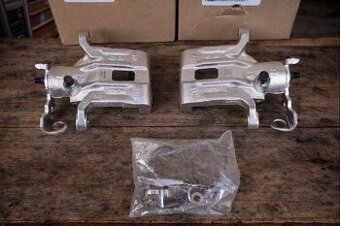 zadní brzdiče (pár - levý + pravý) Hyundai IX20