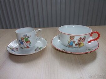 STARÝ PORCELÁNOVÝ ŠÁLEK S PODŠÁLKEM - DĚTSKÝ MOTIV