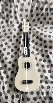 Bílé ukulele nové