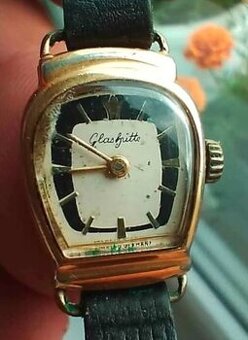 Zlacené dámské hodinky - 1