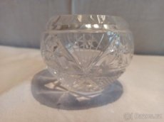 Broušená cukřenka