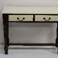 Konzolový stolek