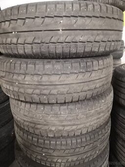 Fortune Winter 215/75 R16C 116N