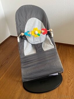 BabyBjörn Lehátko houpatko + BabyBjörn hračka + potah