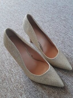 Dámské zlaté lodičky vel. 38