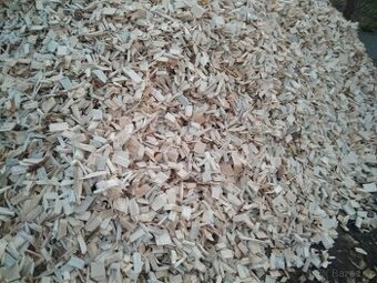 Dřevní zahradní štěpka, mulčovací kůra