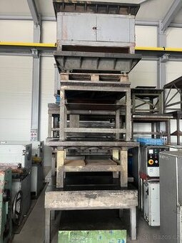 28. Pracovní stůl, rýsovací, svařovací deska 1500/1010/210