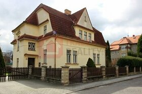 1191 Prodej rodinného domu 300 m²,  Varnsdorf, okres Děčín - 1