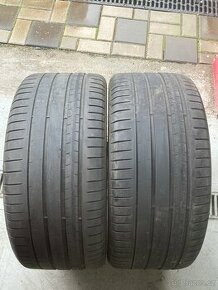 2ks Letní pneu Pirelli 275/30/20 97Y vzorek 4-4,5mm DOT 4019