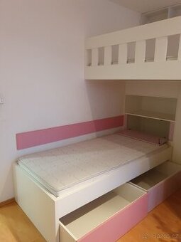 Dětský nábytek - palanda, skříně a polička