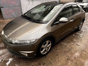 rozprodam diely na honda civic 8g 1.8 benzin VTEC 103kw 2008