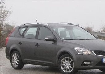 Kia Ceed SW dvere zadní prave - 1