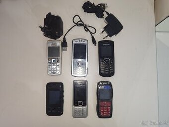 Staré mobilní telefony Nokia / Samsung / Motorola