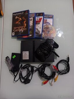 PlayStation 2 + příslušenství - 1