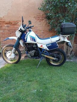 Suzuki DR 600 - 1