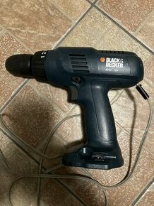 Accu sroubovak 12 V Black an Decker