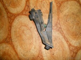 prodam plynovej pedal na vw passat B6