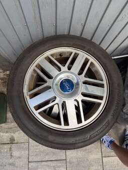 PRODÁM SADU ORIGINÁLNÍCH LITÝCH KOL FORD 205/55R16