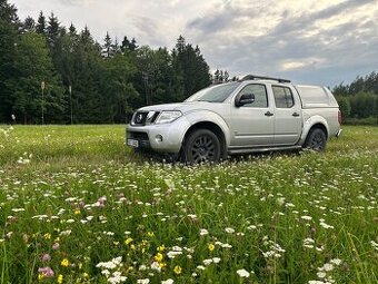 Nissan Navara 3.0 v6 automat