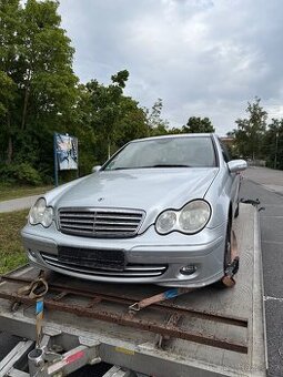 Mercedes benz C220cdi C203 rok2006