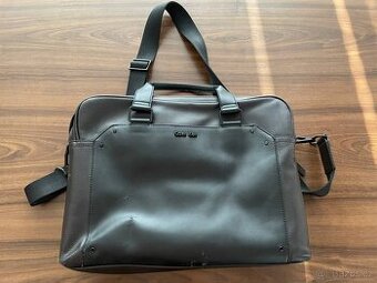 Brašna na notebook Calvin Klein (hnědá)