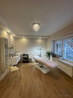 PRONAJMU 1 MÍSTNOST ČÁSLAV k podnikání - 1