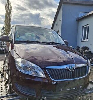 nd z škoda fabia 2 1,2htp 44kw rosso červená