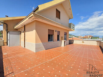 Prodej bytu 3+1,135 m², via Benedetto Croce, Silvi, Itálie