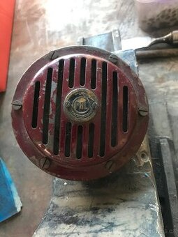 Jawa 550 pařez klakson