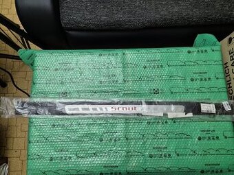 Škoda Octavia II ozdobná lišta