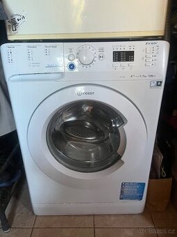 Pračka Indesit Innex - 1