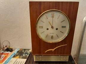 RETRO hodiny Jantar, SSSR 1984