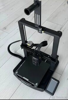 3D tiskárna Creality Ender-3 V3 KE + filamenty